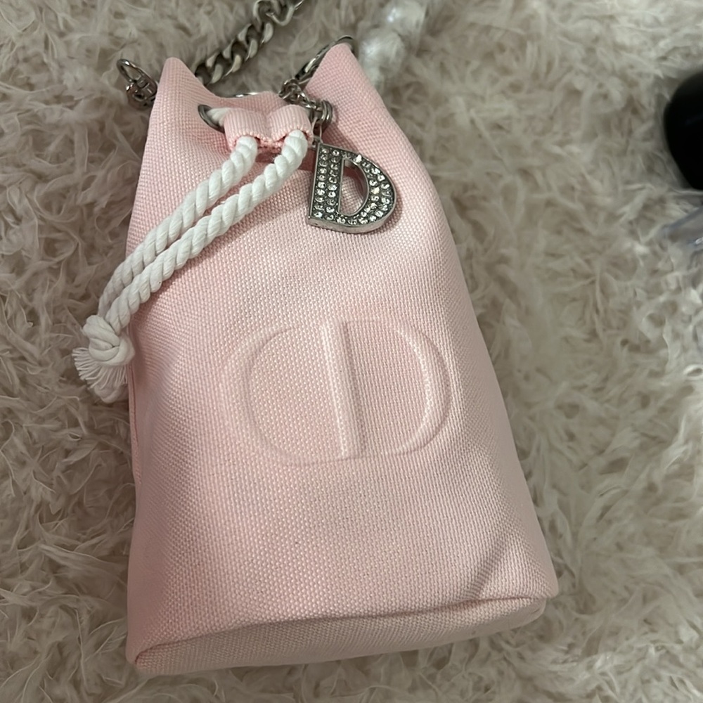 New! Dior Beauty Drawstring Pink Pouch with Crossbody Strap and Charm - Picture 6 of 15